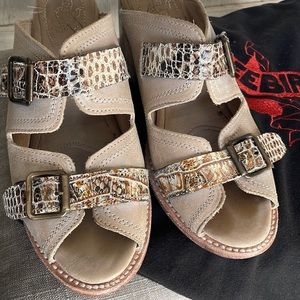 Freebird by Steven Caprice Ice sandal